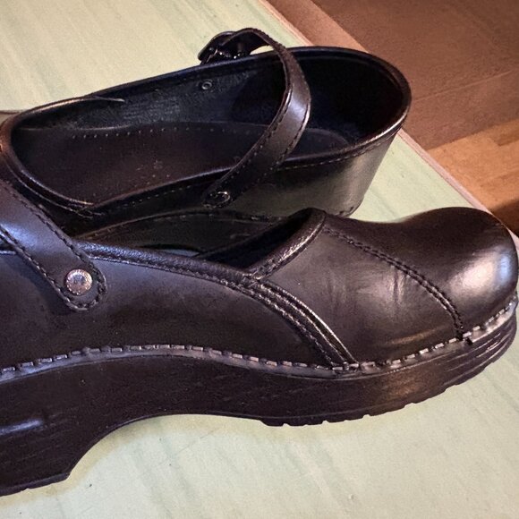 Womens Dansko Black Leather Mary Jane Clogs  EU Size 40  US Size 9.5/10 - Picture 8 of 10